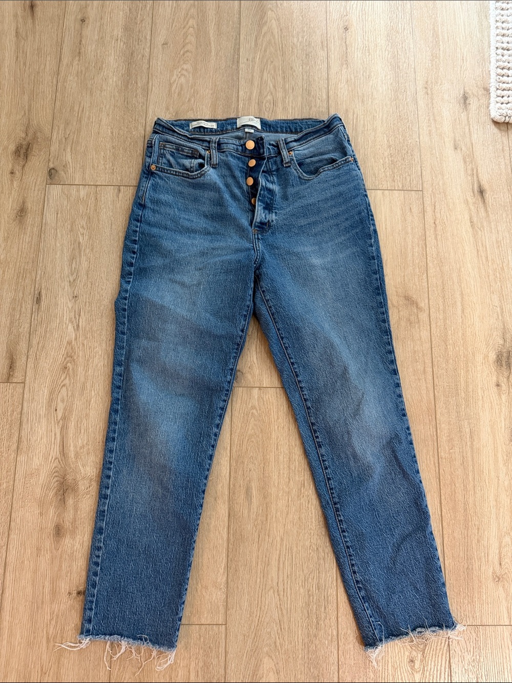 Universal Thread Medium Blue High-Rise Button-Fly Straight Jeans